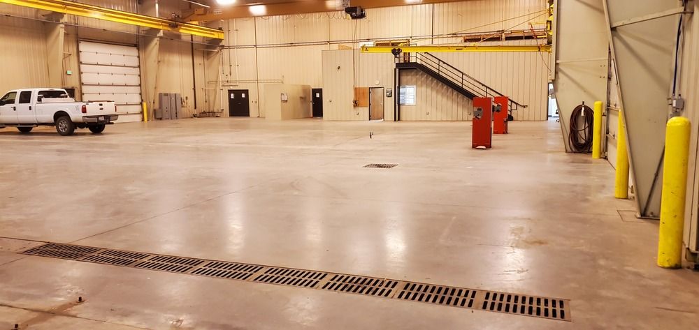 Functional +/-18,000+ SQ FT Shop on 3.11 Acres in Glendive, MT: 123 W Oregon Ln, Glendive, MT 59330